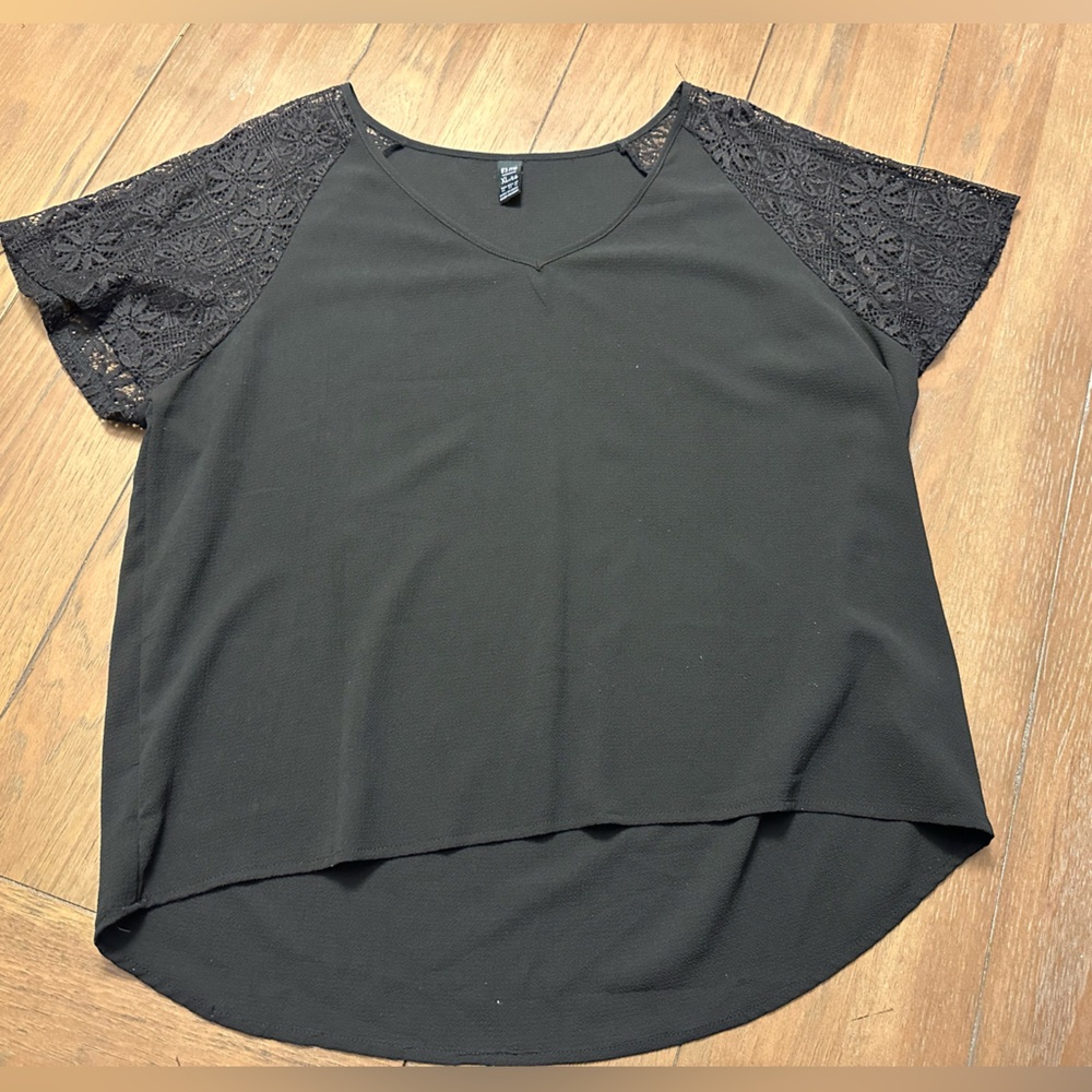 Gray Cap Sleeve Lace Blouse